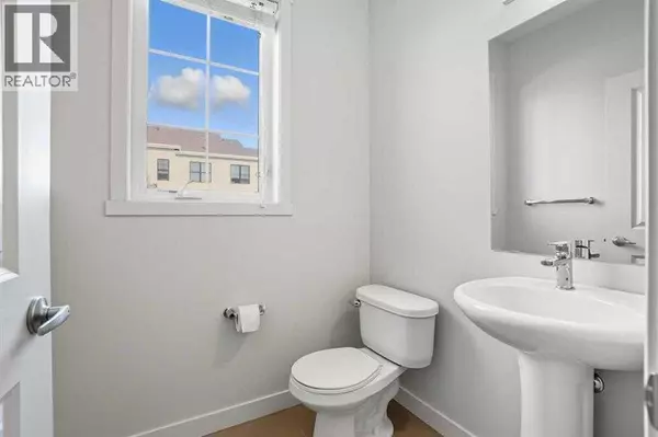 Calgary, AB T3R0T9,22 Nolan Hill Gate NW