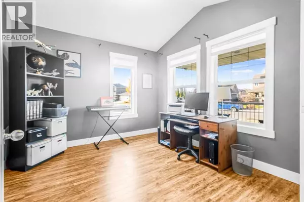 Langdon, AB T0J1X3,811 Boulder Creek Drive SE