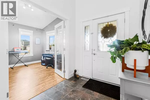 Langdon, AB T0J1X3,811 Boulder Creek Drive SE