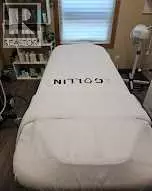 Calgary, AB T2Y0J4,123 Evergreen Alley SW