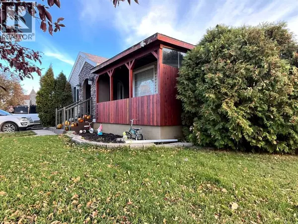 Taber, AB T1G1A9,5104 44 Avenue