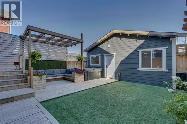 144 Masters Link SE, Calgary, AB T3M2M9