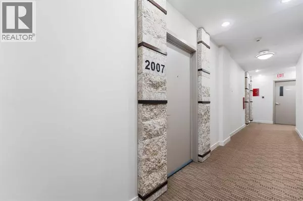 Calgary, AB T2V0P7,2007, 8710 Horton Road SW