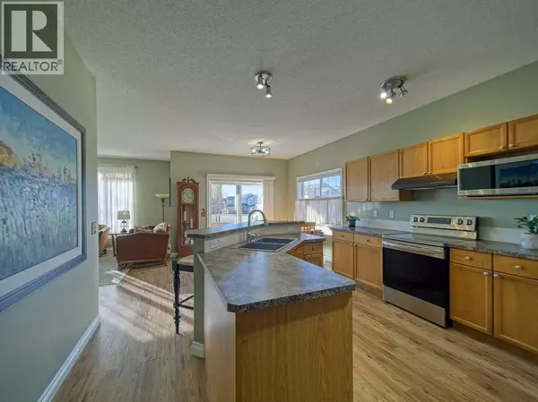 Airdrie, AB T4B3A7,239 Sagewood Drive
