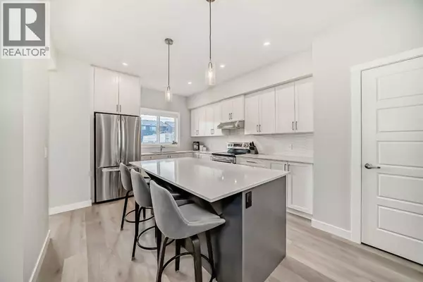 Airdrie, AB T4B5L9,934 Cobblemore Common SW