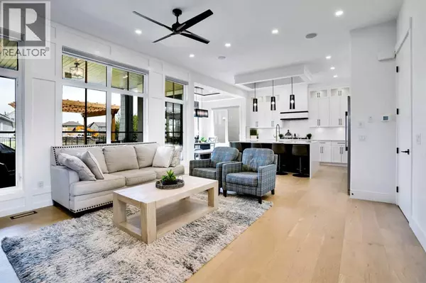 Airdrie, AB T4B4K6,1468 Coopers Landing SW