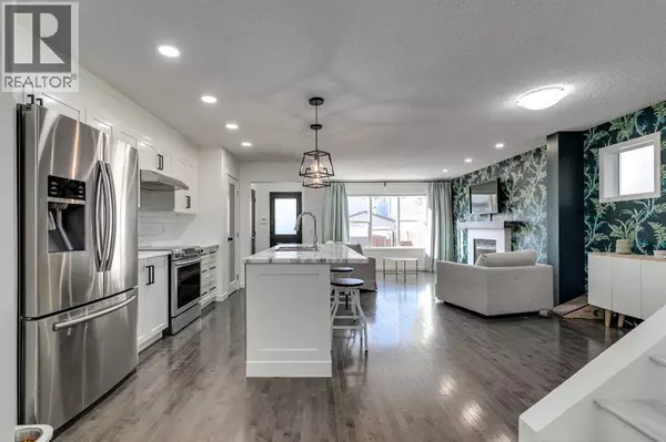 Calgary, AB T2Z0J5,144 Copperstone Terrace SE