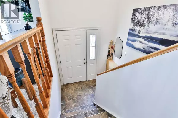 Lethbridge, AB T1K4N4,25 Selkirk Road W