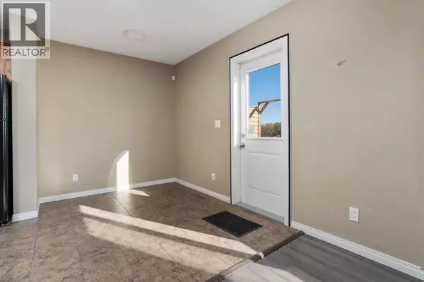 Camrose, AB T4V5C7,5, 6802 50 Avenue