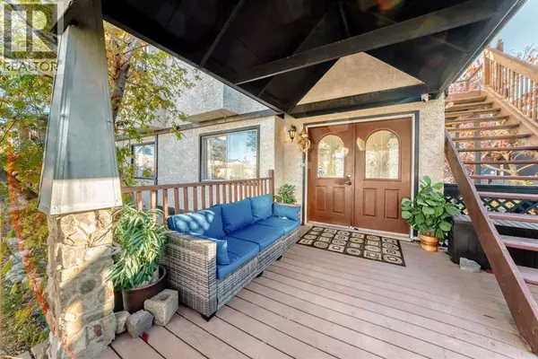 Calgary, AB T3B2R5,4644 84 Street NW