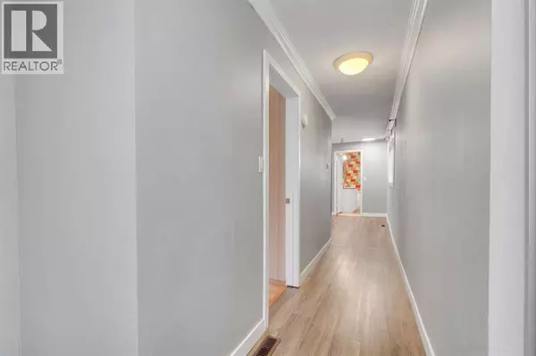 Calgary, AB T2E0P9,314 8 Avenue NE