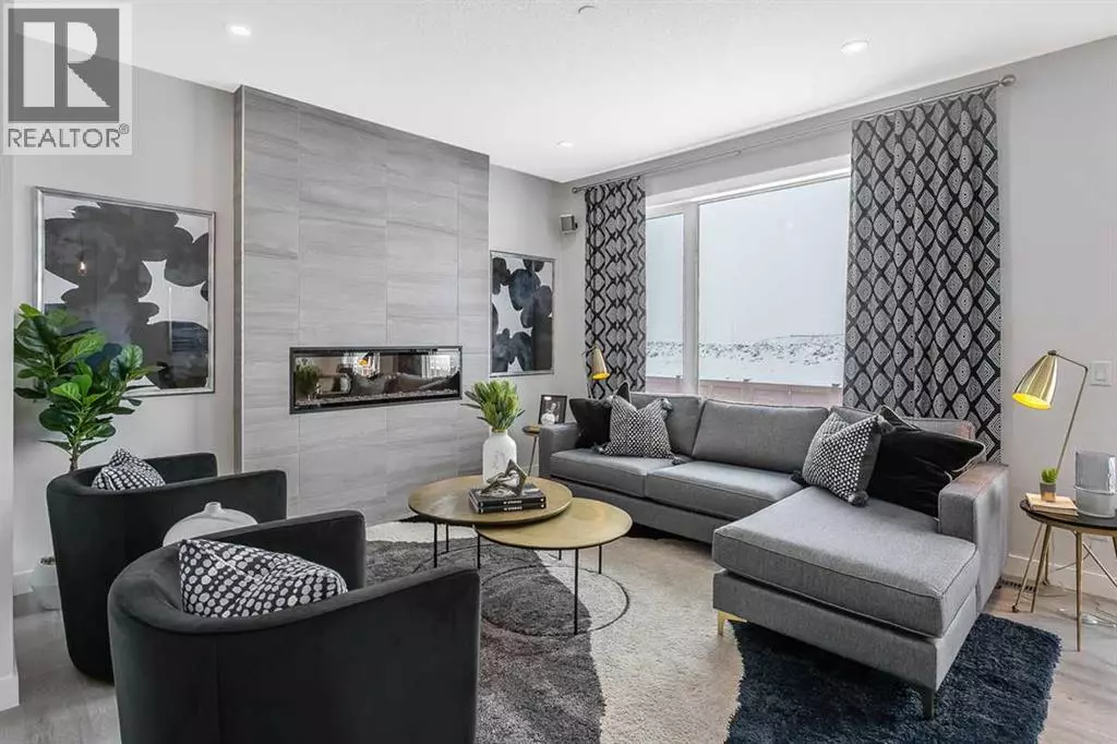 Calgary, AB T3S0J8,286 Hotchkiss Manor SE