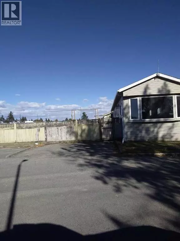 Calgary, AB T2A0W6,300, 6220 17 Avenue SE