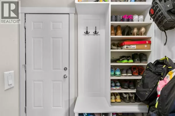 Airdrie, AB T4B3B7,2581 Coopers Circle SW