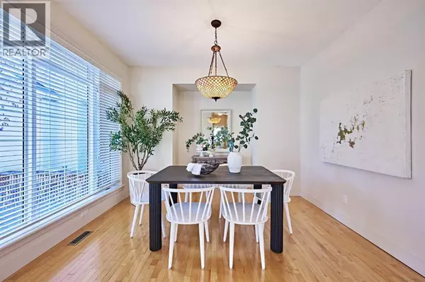 Calgary, AB T3H4J3,250 Strathridge Place SW