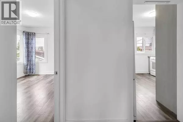 Calgary, AB T2E5E7,1212 Bantry Street NE