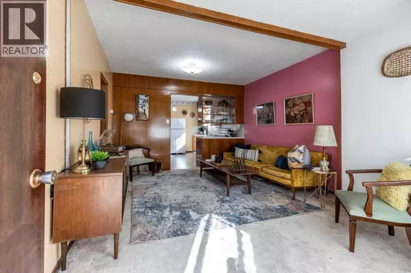 Medicine Hat, AB T1A1B2,1070 Queen Street SE