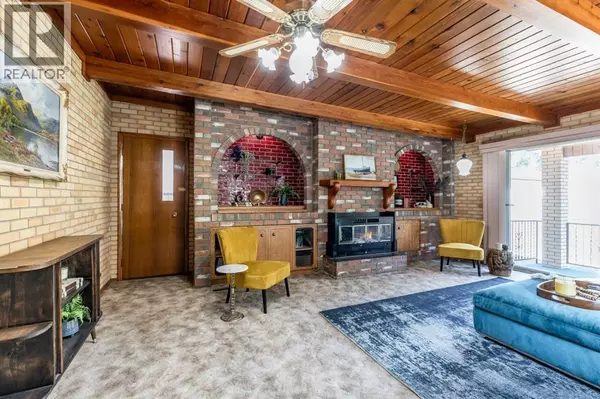 Medicine Hat, AB T1A1B2,1070 Queen Street SE