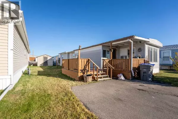 Claresholm, AB T0L0T0,19, 5853 4 Street