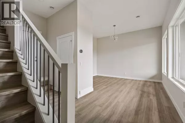 Calgary, AB T3C3Y3,417 Sovereign Common SW