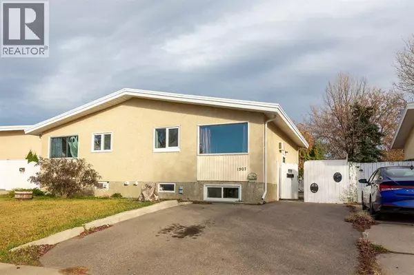 Lethbridge, AB T1H4A8,1907 18 Street N