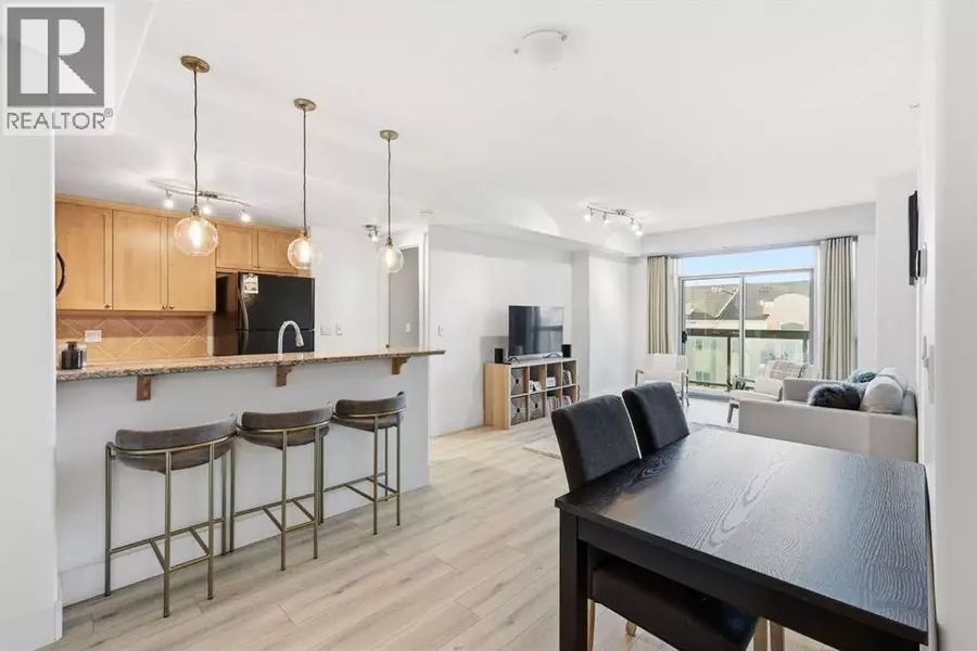 602, 836 15 Avenue SW, Calgary, AB T2R1S2