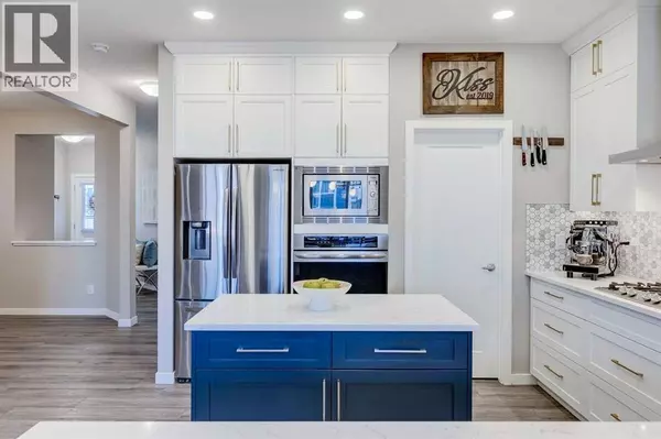 Calgary, AB T3M3G7,106 Magnolia Terrace SE