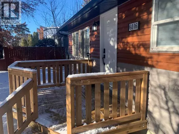 6016 33 Avenue NW, Calgary, AB T3B1K3