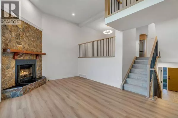 Calgary, AB T3E6S3,64, 23 Glamis Drive SW