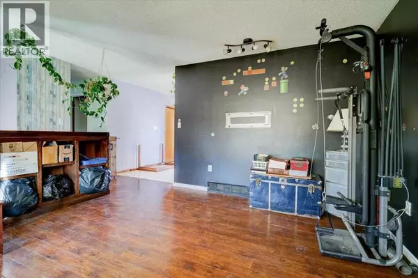 Grande Prairie, AB T8X1G2,10317 89 Street