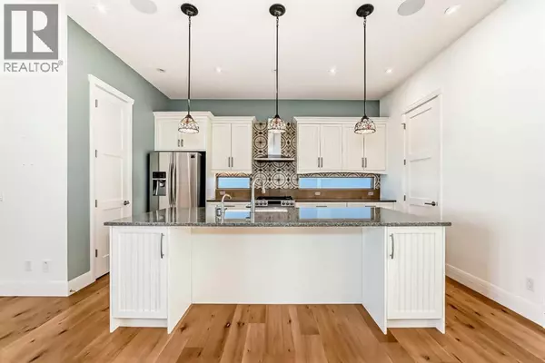 Calgary, AB T2N0K9,2323 3 Avenue NW