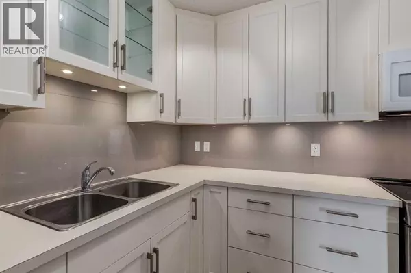 Calgary, AB T2L1Y3,1601, 3500 Varsity Drive NW