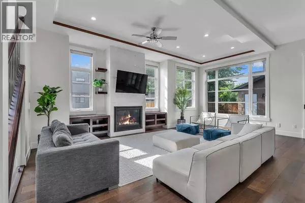 Calgary, AB T2E1V2,602 22 Avenue NE