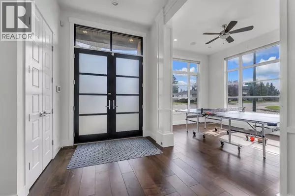 Calgary, AB T2E1V2,602 22 Avenue NE