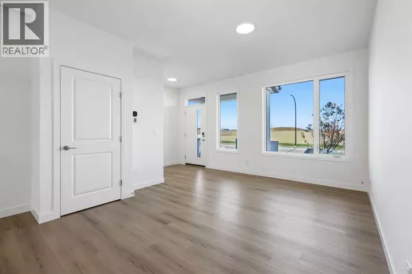 Calgary, AB T3S0R1,7039 Rangeview Avenue SE