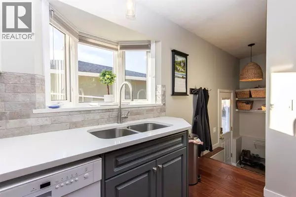 Red Deer, AB T4N2S9,4413 Embury Crescent