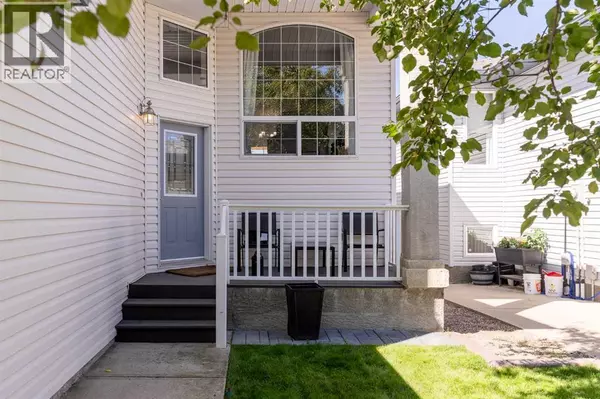 Lethbridge, AB T1K7M8,14 Heritage Circle W