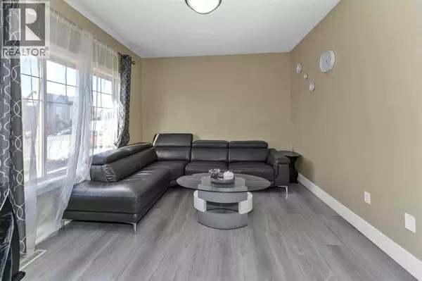 Calgary, AB T2C1B8,7432 Ogden Road SE