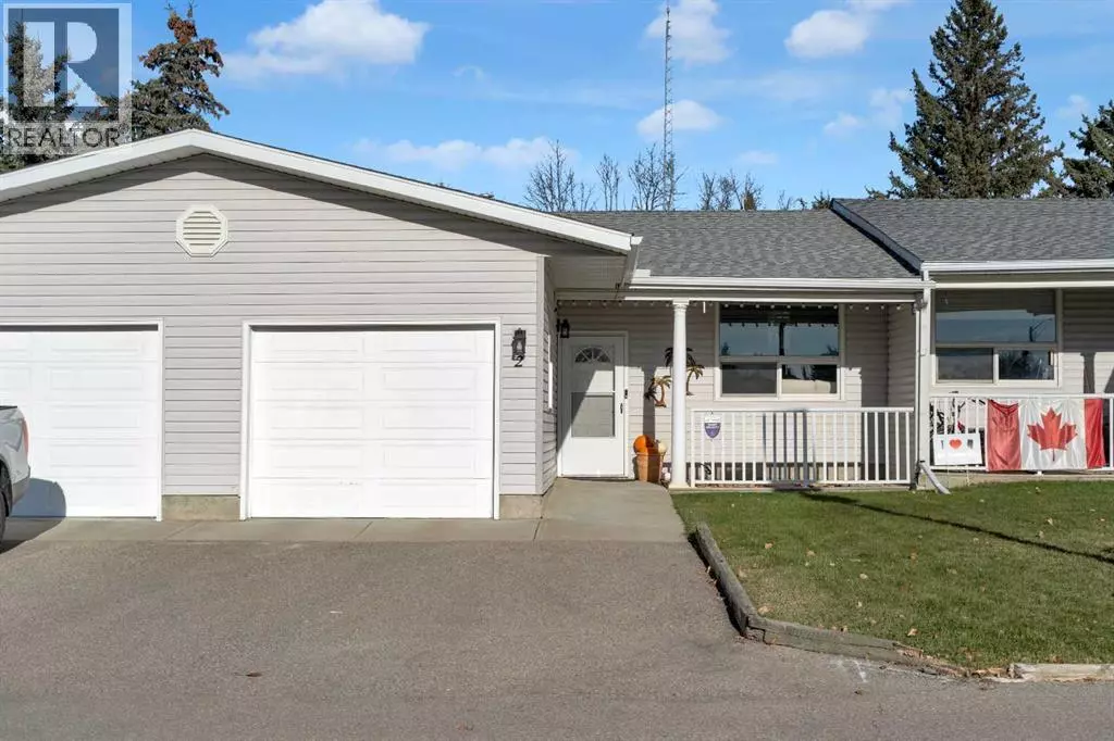 Vulcan, AB T0L2B0,2, 717 Centre Street