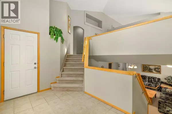 Calgary, AB T3K6C9,131 Panatella Close NW