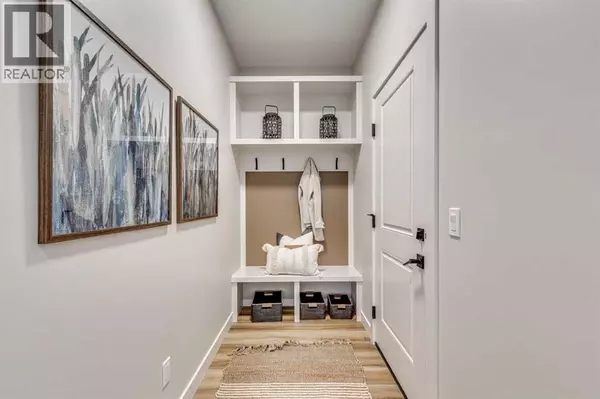 Calgary, AB T2Y0Z2,51 Versant Rise SW