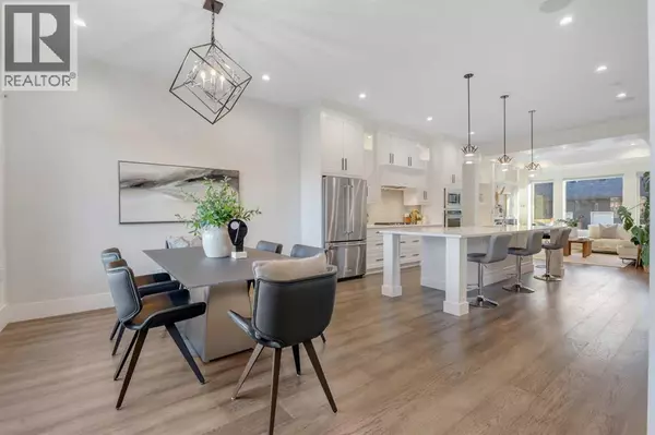 Calgary, AB T2M2J8,2337 27 Avenue NW