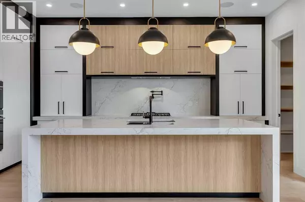 Calgary, AB T3E8G8,342 Normandy Drive SW