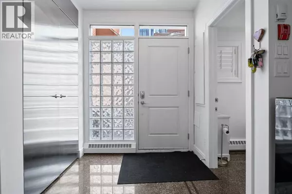 Calgary, AB T2P4X2,5206, 400 Eau Claire Avenue SW