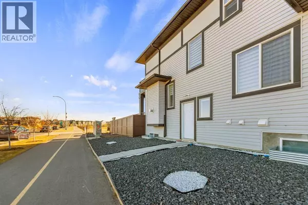 Calgary, AB T3N1X7,391 Corner Meadows Avenue NE