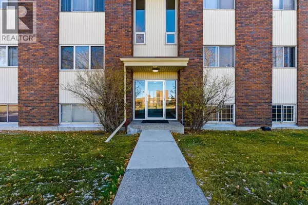 Calgary, AB T2K0M1,103, 231 64 Avenue NW