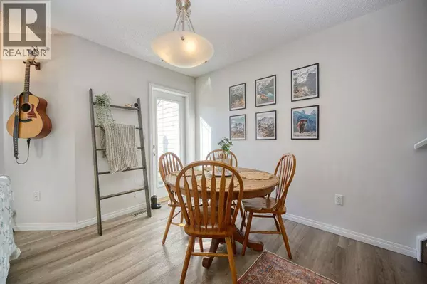 Airdrie, AB T4B2Z2,165 Bayside Point SW