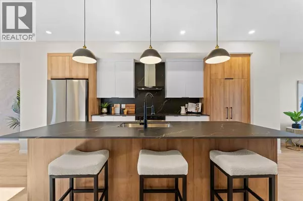 Calgary, AB T3B2P5,4610 84 Street NW