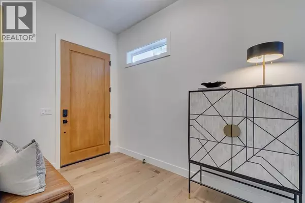 Calgary, AB T3M3S9,176 Marina Grove SE