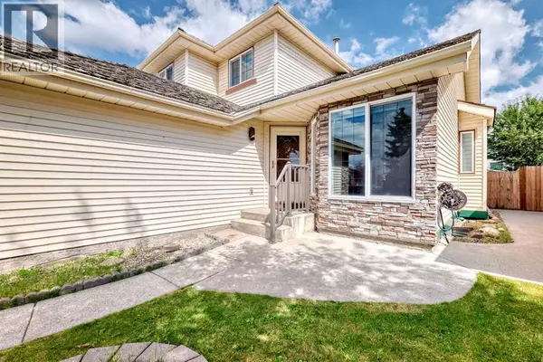 Calgary, AB T2Z2G5,51 Douglas Woods Hill SE